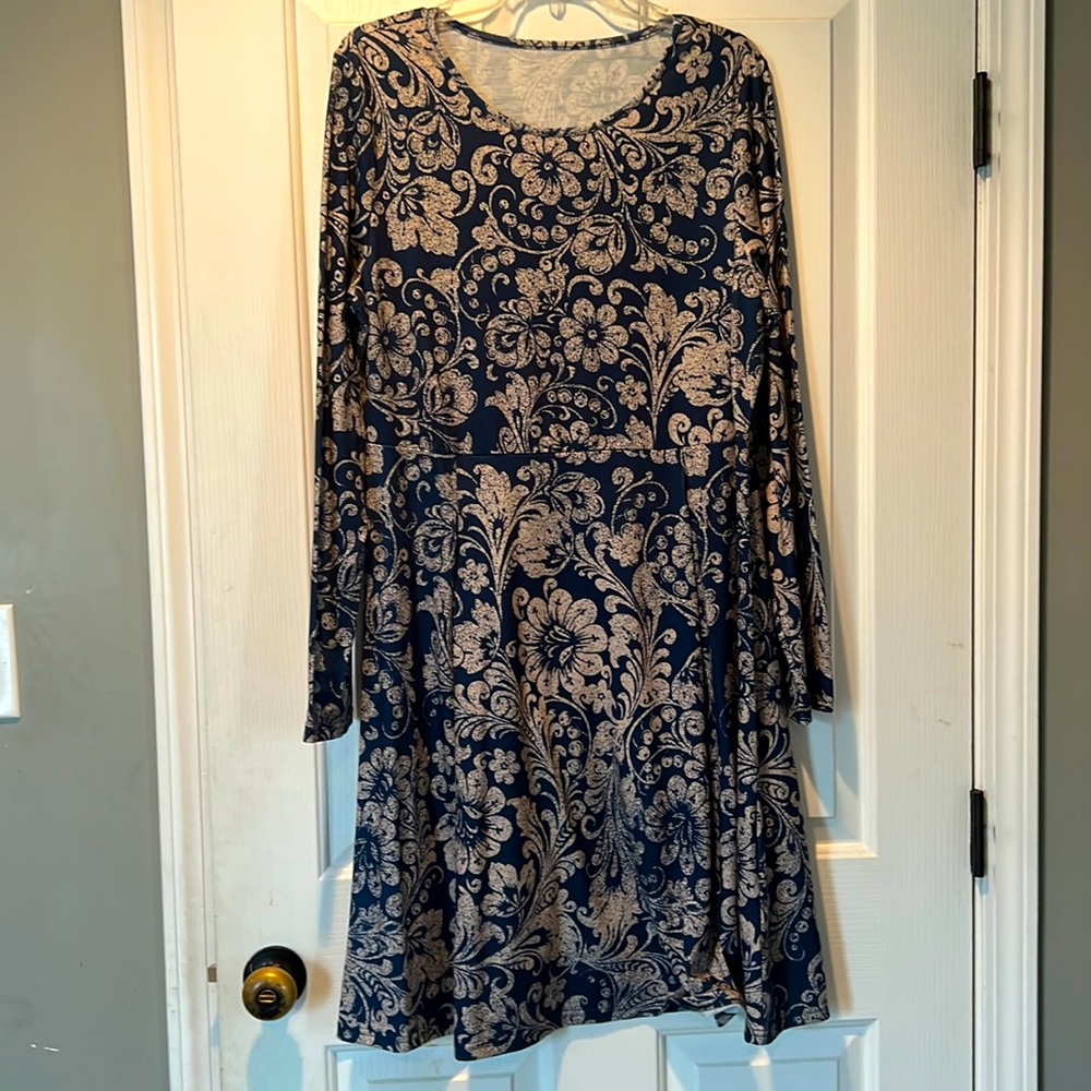 EMERY ROSE Floral Print Scoop Neck Dress, 14, never use it before. GoodCondition